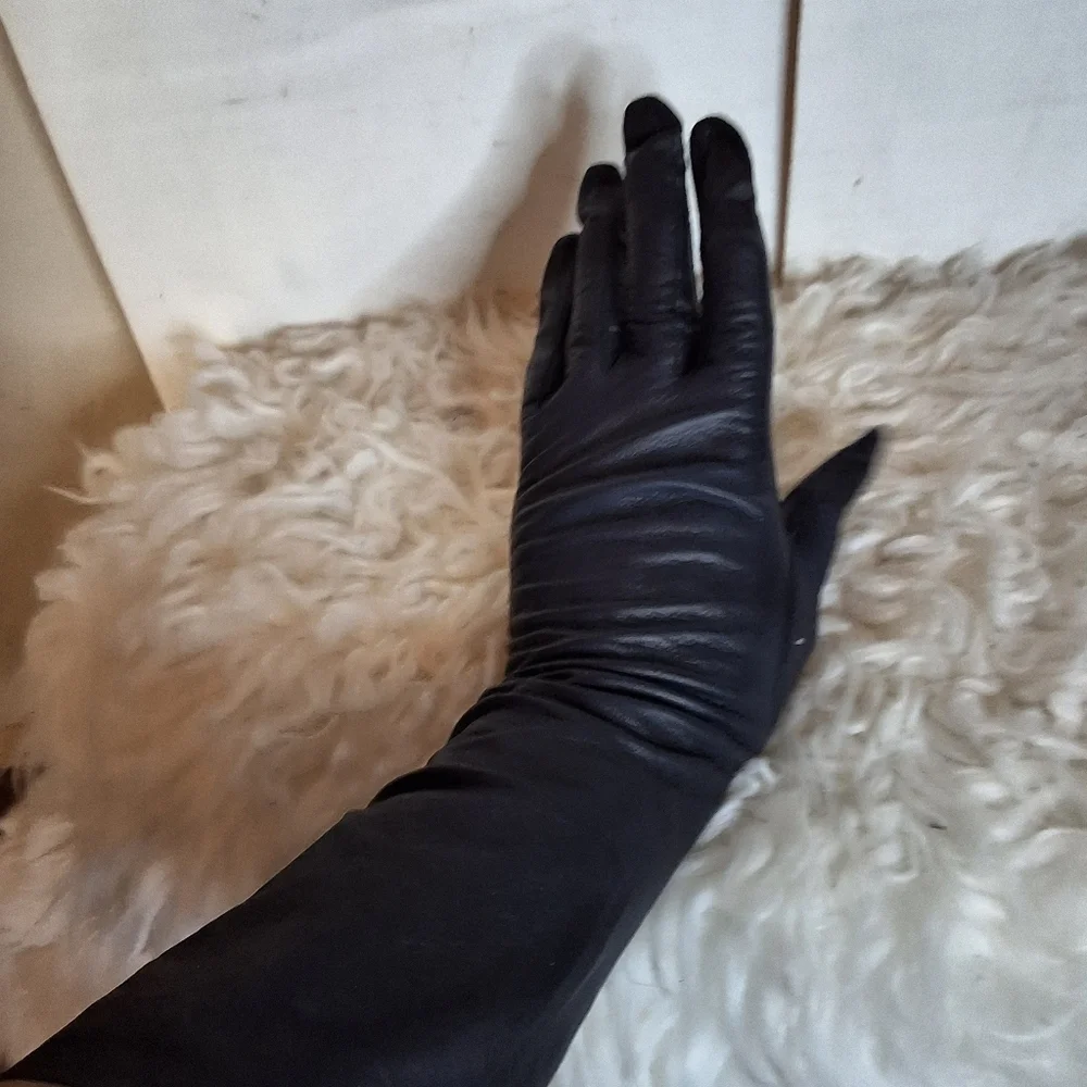 Vintage Midcle Length Fine Quality Black Leather Gloves7